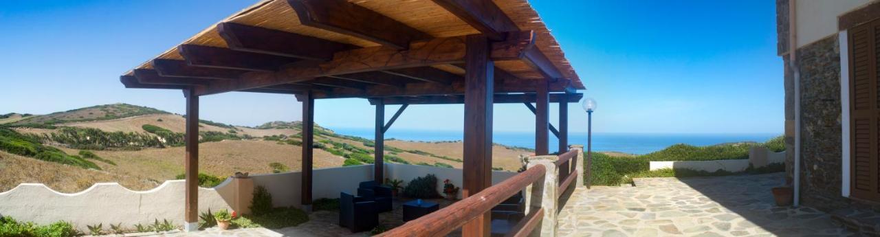 Agriturismo Finagliosu Palmadula Exteriör bild