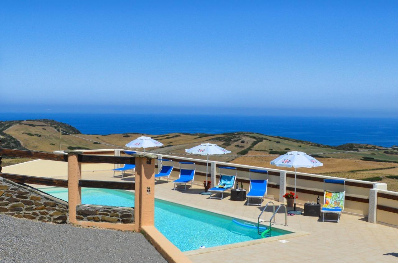 Agriturismo Finagliosu Palmadula Exteriör bild