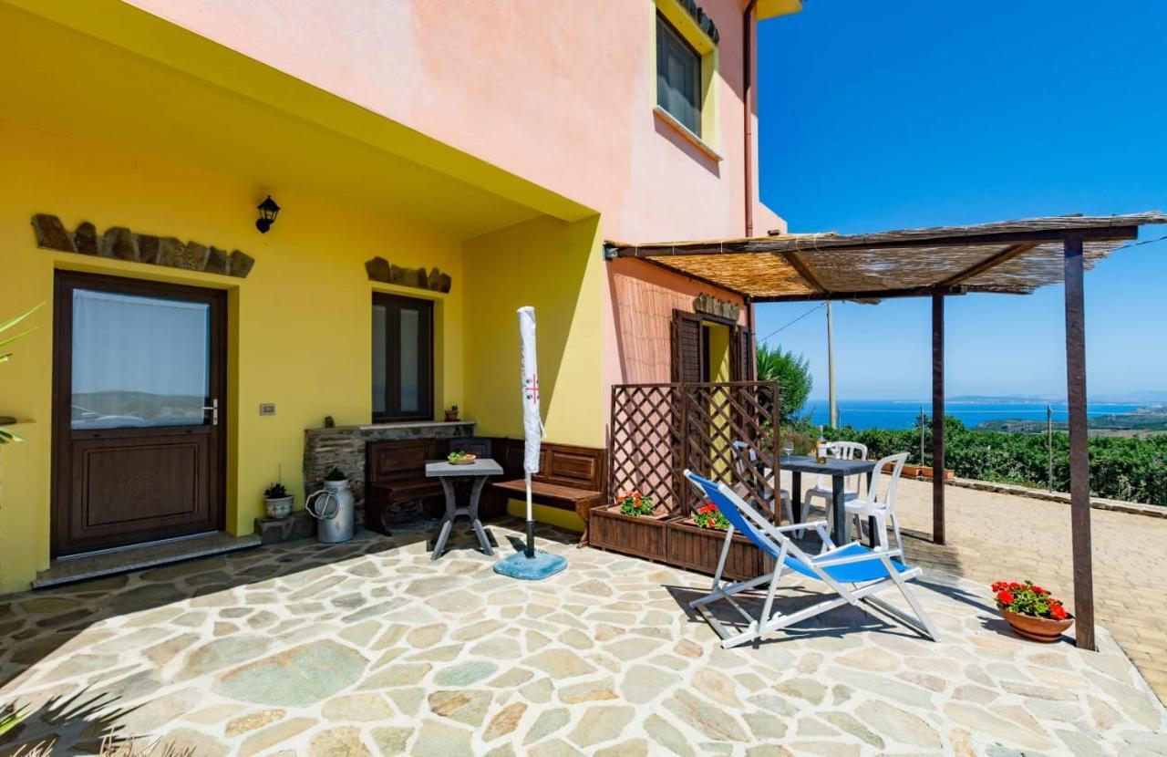 Agriturismo Finagliosu Palmadula Exteriör bild