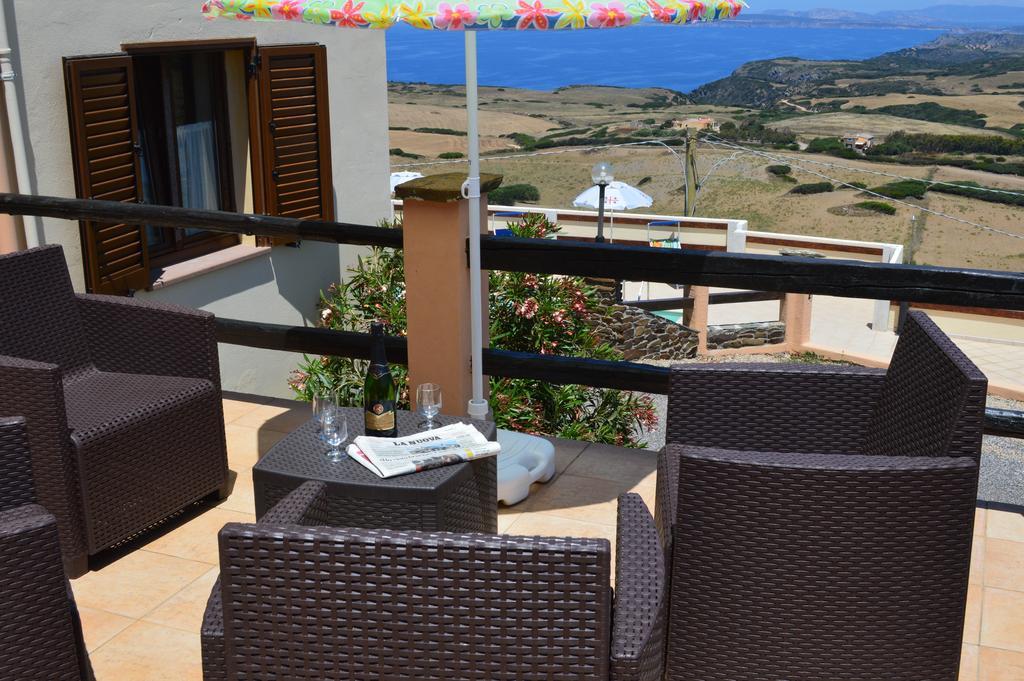 Agriturismo Finagliosu Palmadula Exteriör bild