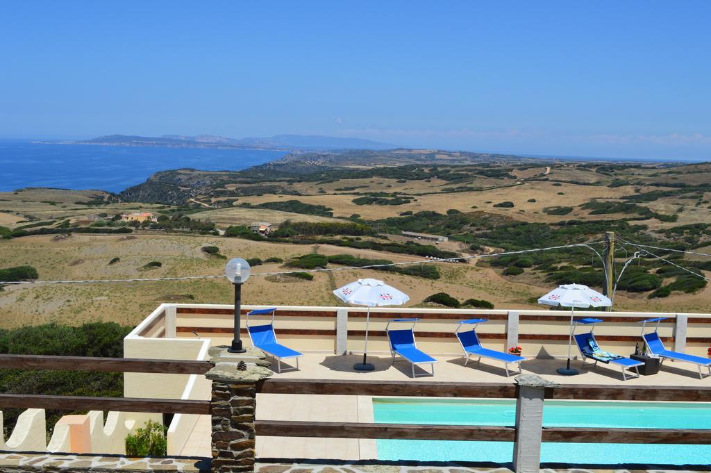 Agriturismo Finagliosu Palmadula Exteriör bild